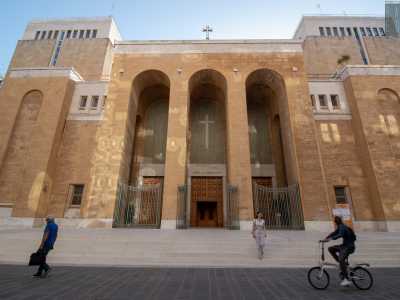 ...la chiesa sar� poi effettivamente modificata dallo stesso architetto negli anni 30, ma con esiti estetici ben differenti